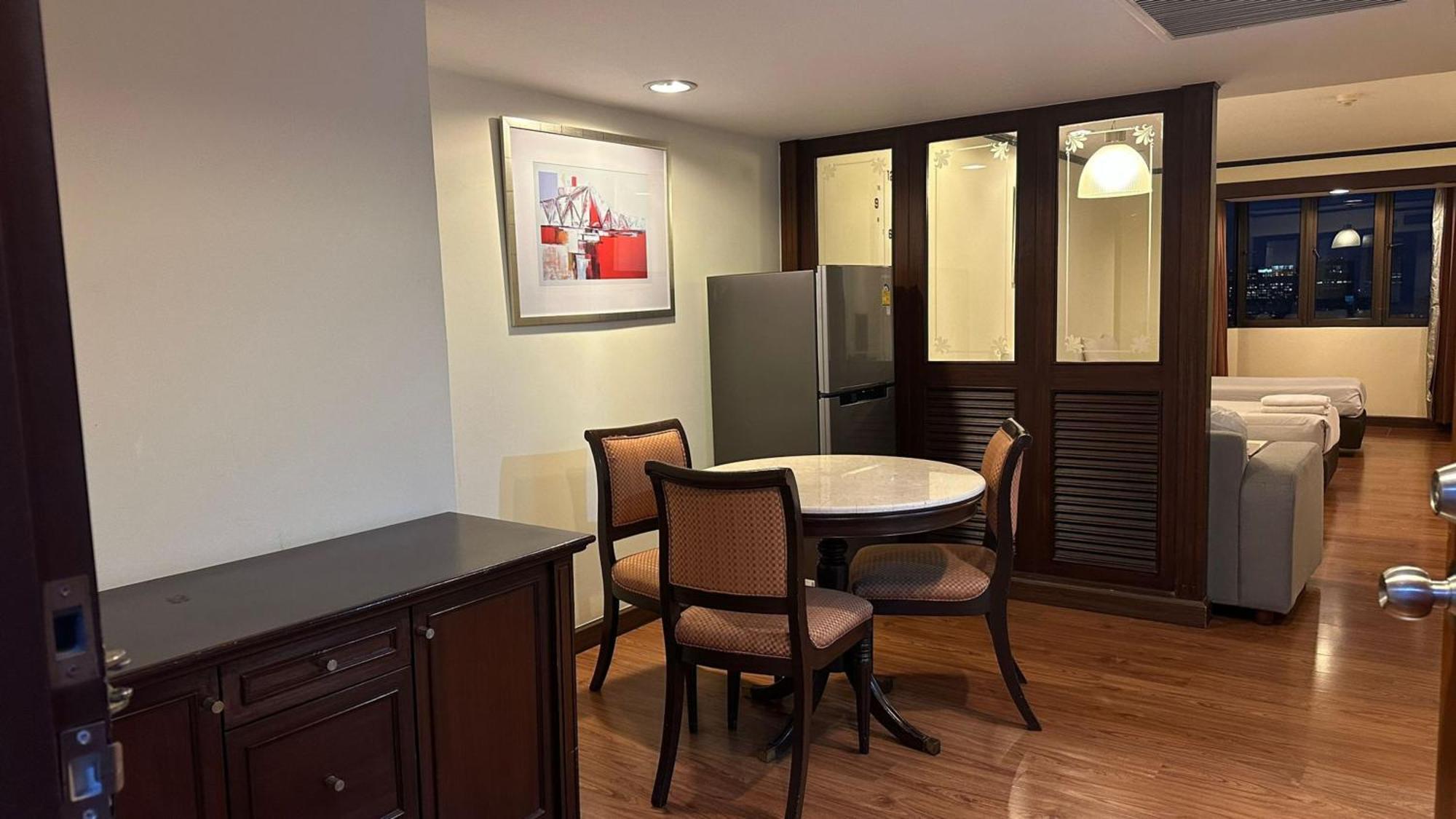 Affordable Serviced Apartments In Nana Omni Tower - Prime Sukhumvit Location Bangkok Zewnętrze zdjęcie