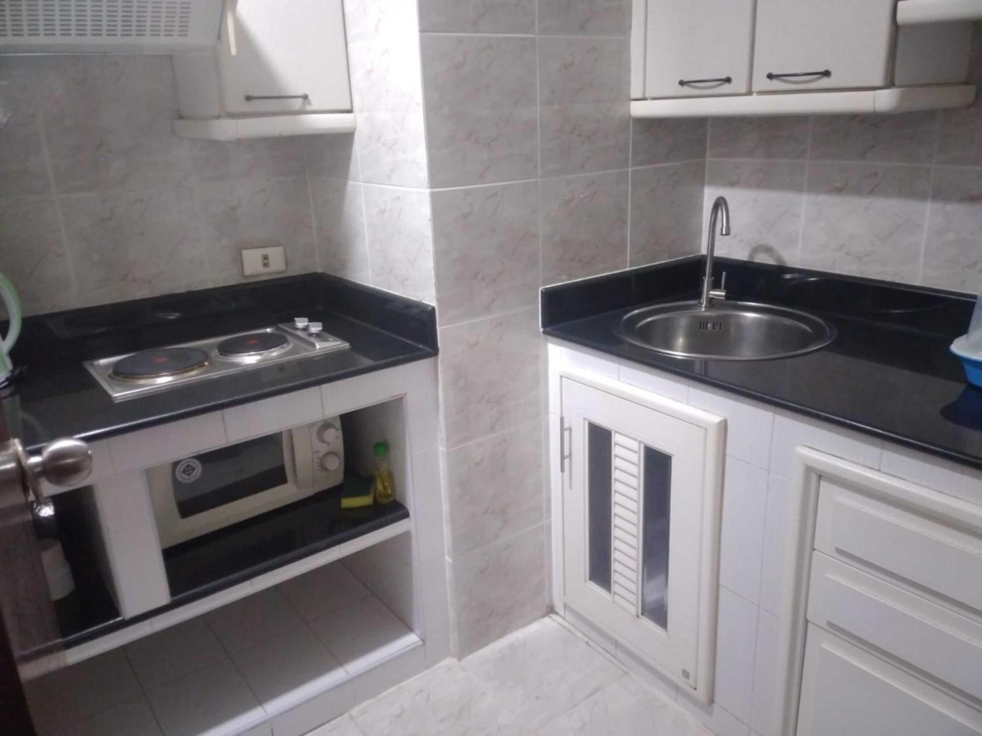 Affordable Serviced Apartments In Nana Omni Tower - Prime Sukhumvit Location Bangkok Zewnętrze zdjęcie