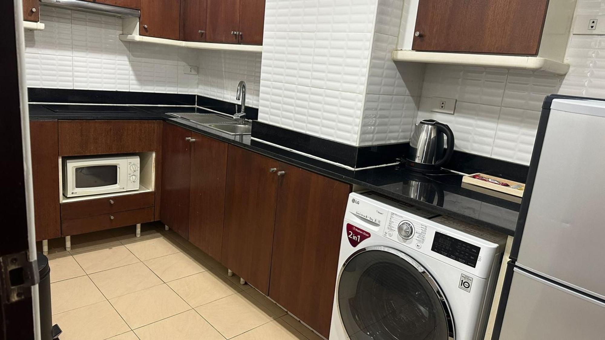 Affordable Serviced Apartments In Nana Omni Tower - Prime Sukhumvit Location Bangkok Zewnętrze zdjęcie