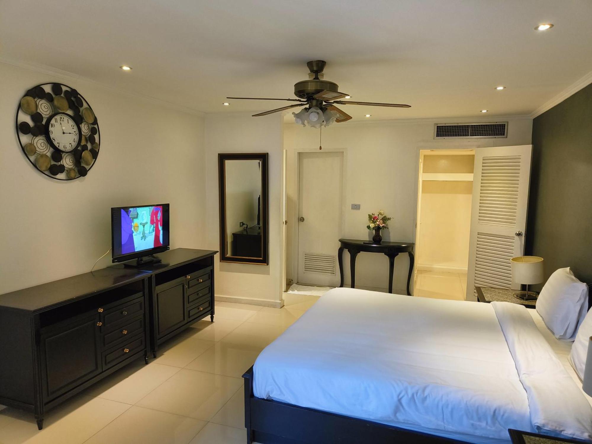 Affordable Serviced Apartments In Nana Omni Tower - Prime Sukhumvit Location Bangkok Zewnętrze zdjęcie