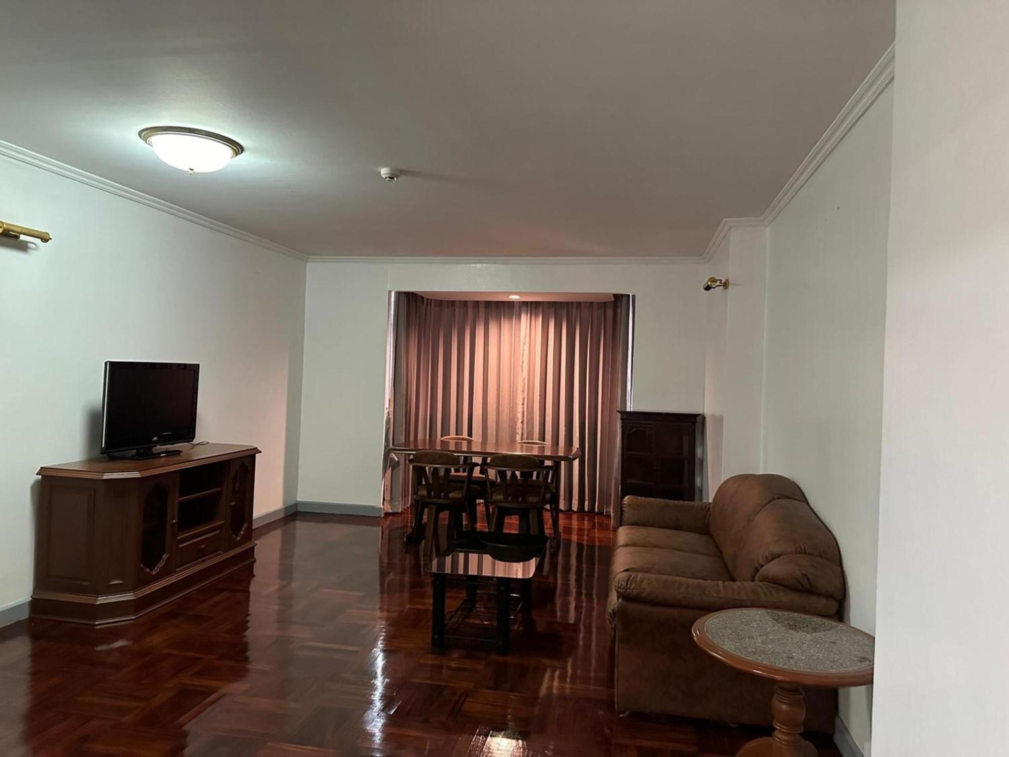 Affordable Serviced Apartments In Nana Omni Tower - Prime Sukhumvit Location Bangkok Zewnętrze zdjęcie