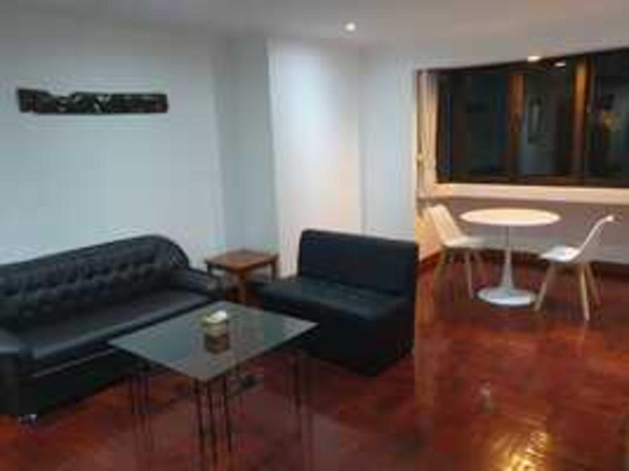 Affordable Serviced Apartments In Nana Omni Tower - Prime Sukhumvit Location Bangkok Zewnętrze zdjęcie